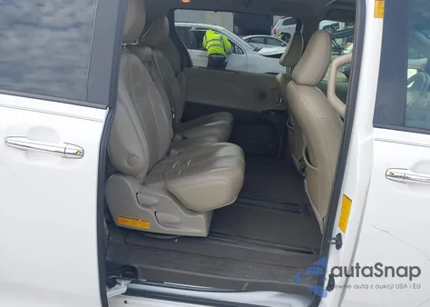 2013 Toyota Sienna Xle V6 8 Passenger from USA, damaged, VIN 5TDYK3DC7DS352269